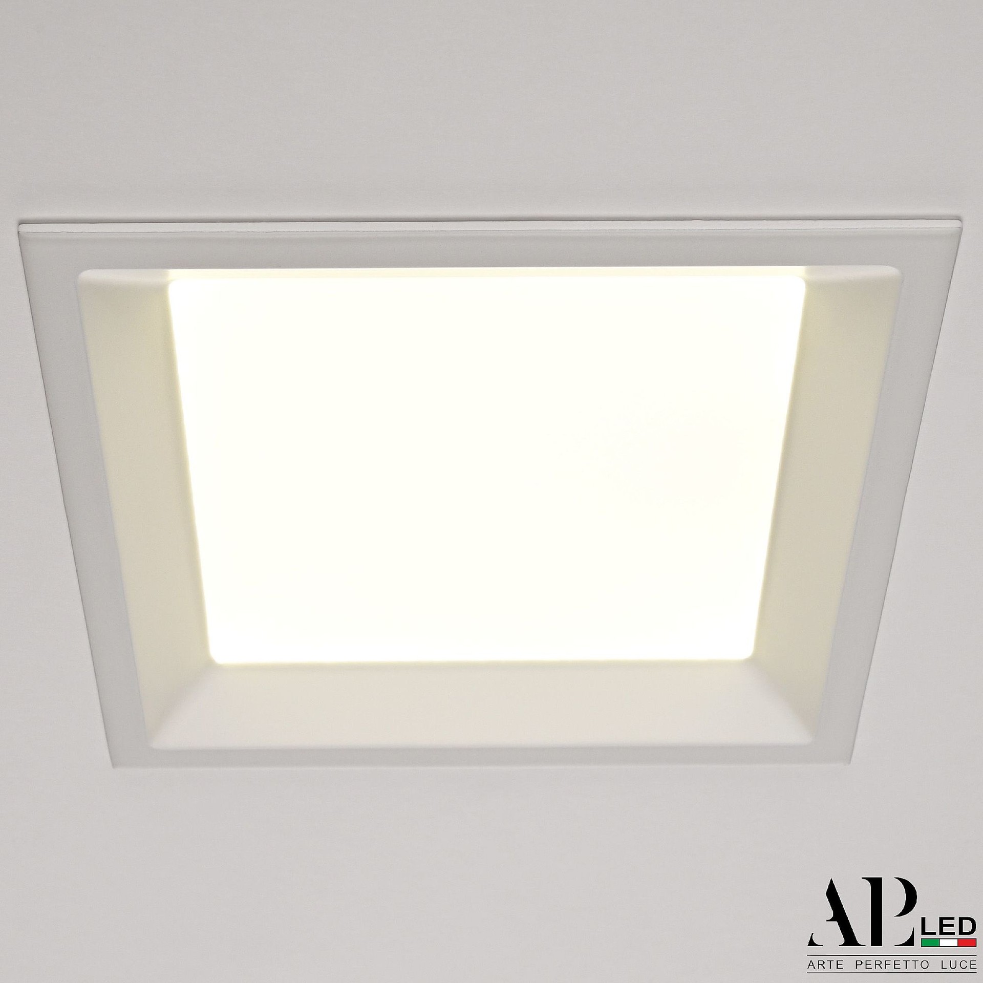 Встраиваемый светильник APL Led Ingrid 3322.LDF16016/16W/4K