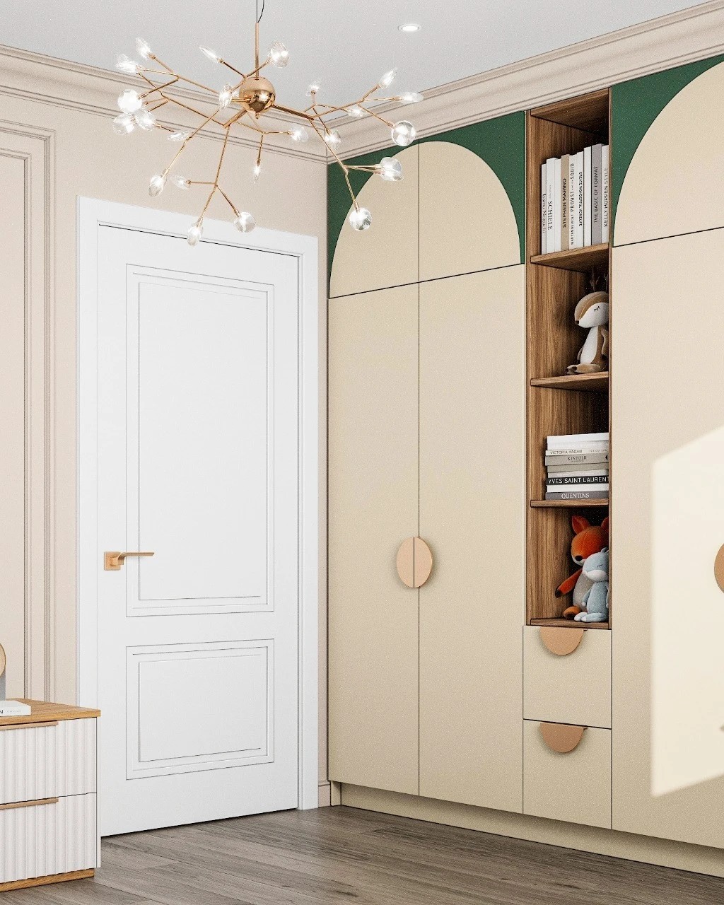 ШКАТУЛКА С ИЗУМРУДАМИ