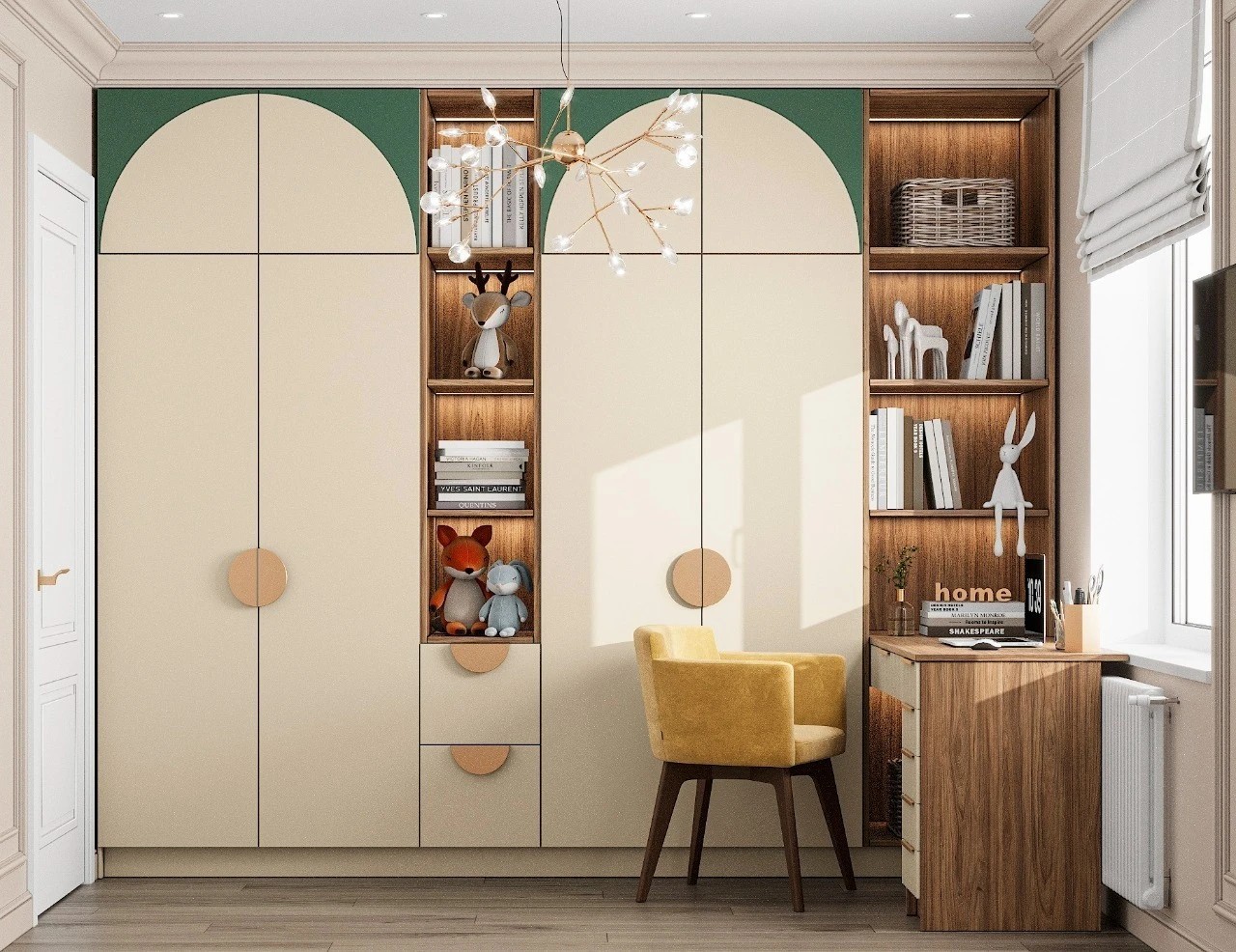 ШКАТУЛКА С ИЗУМРУДАМИ