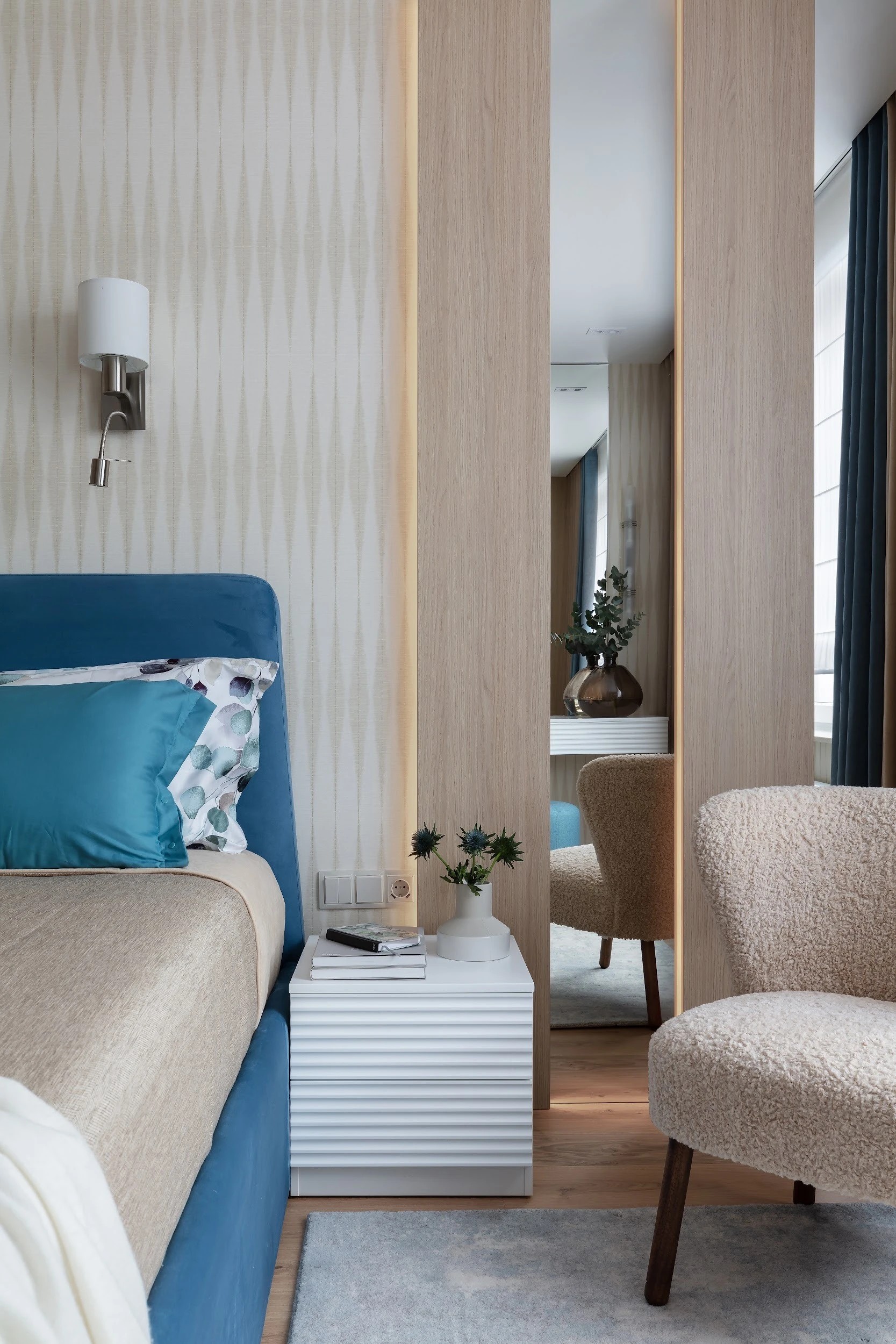 ПЕСОК И МОРЕ