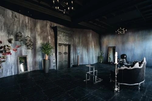 ЗАЛ ЧЕРНАЯ КЛАССИКА