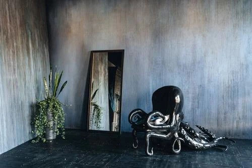 ЗАЛ ЧЕРНАЯ КЛАССИКА