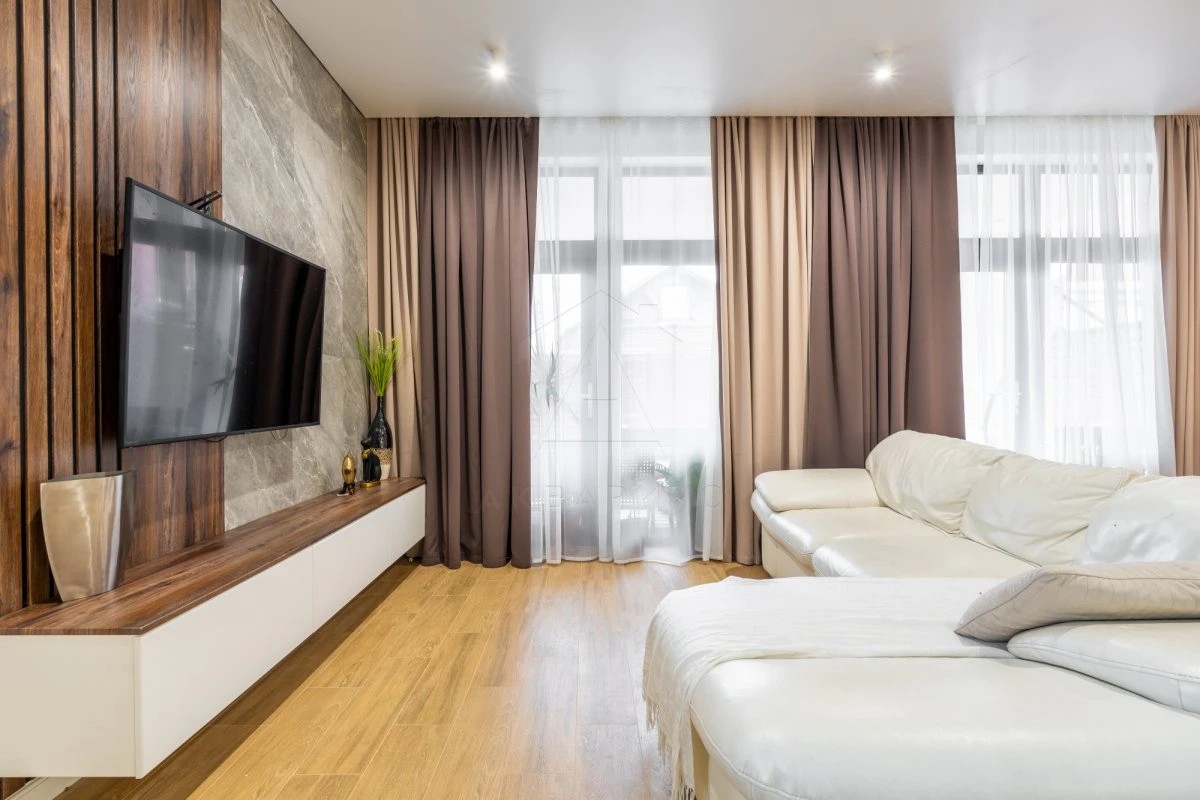 Частный дом