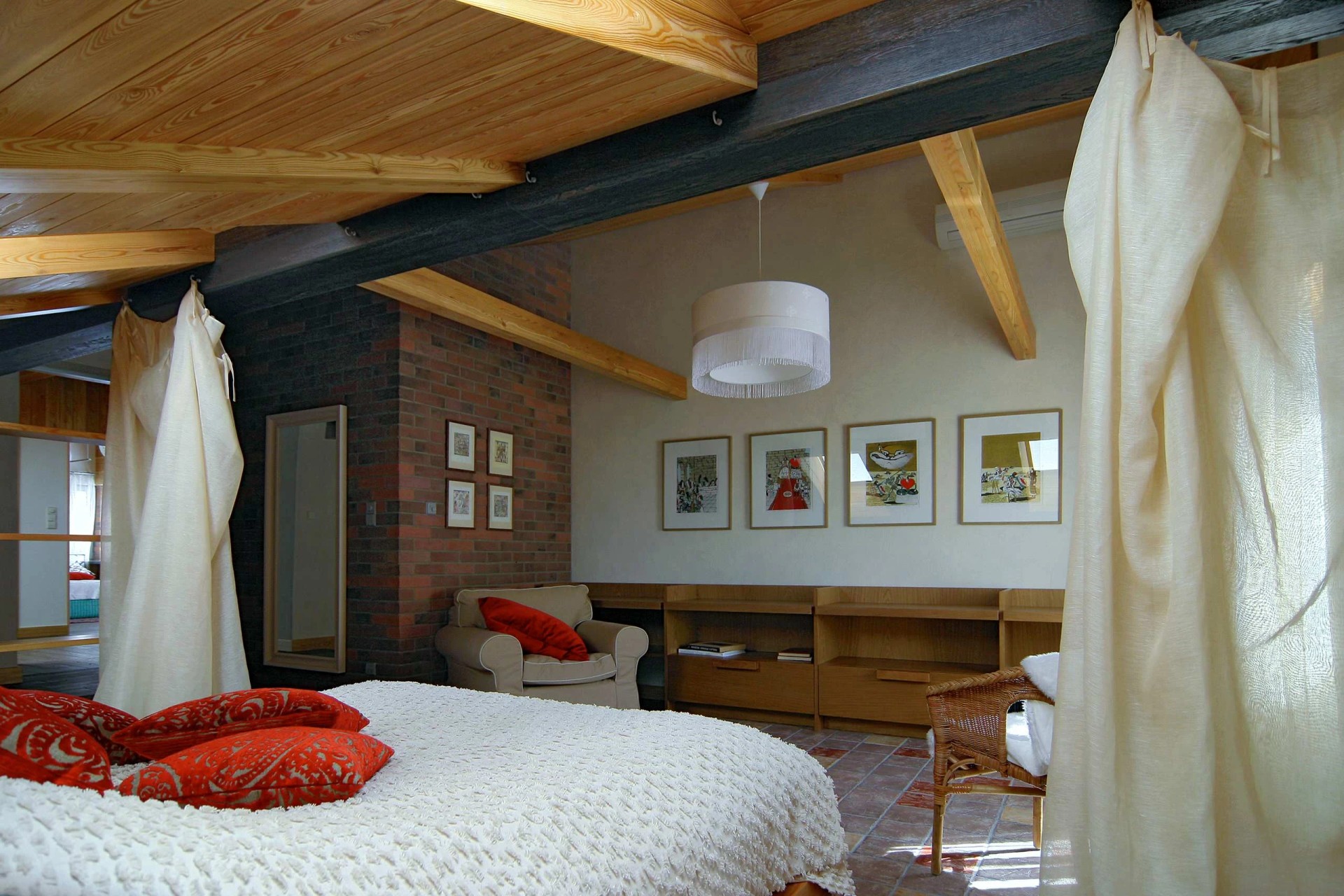 Дом в стиле лофт 270 м2