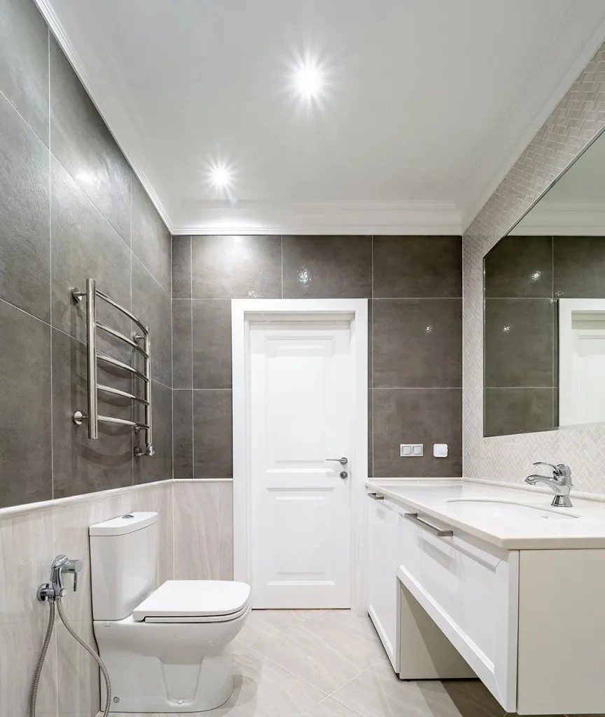 Дизайнерский ремонт 2-к квартиры на Морском проспекте