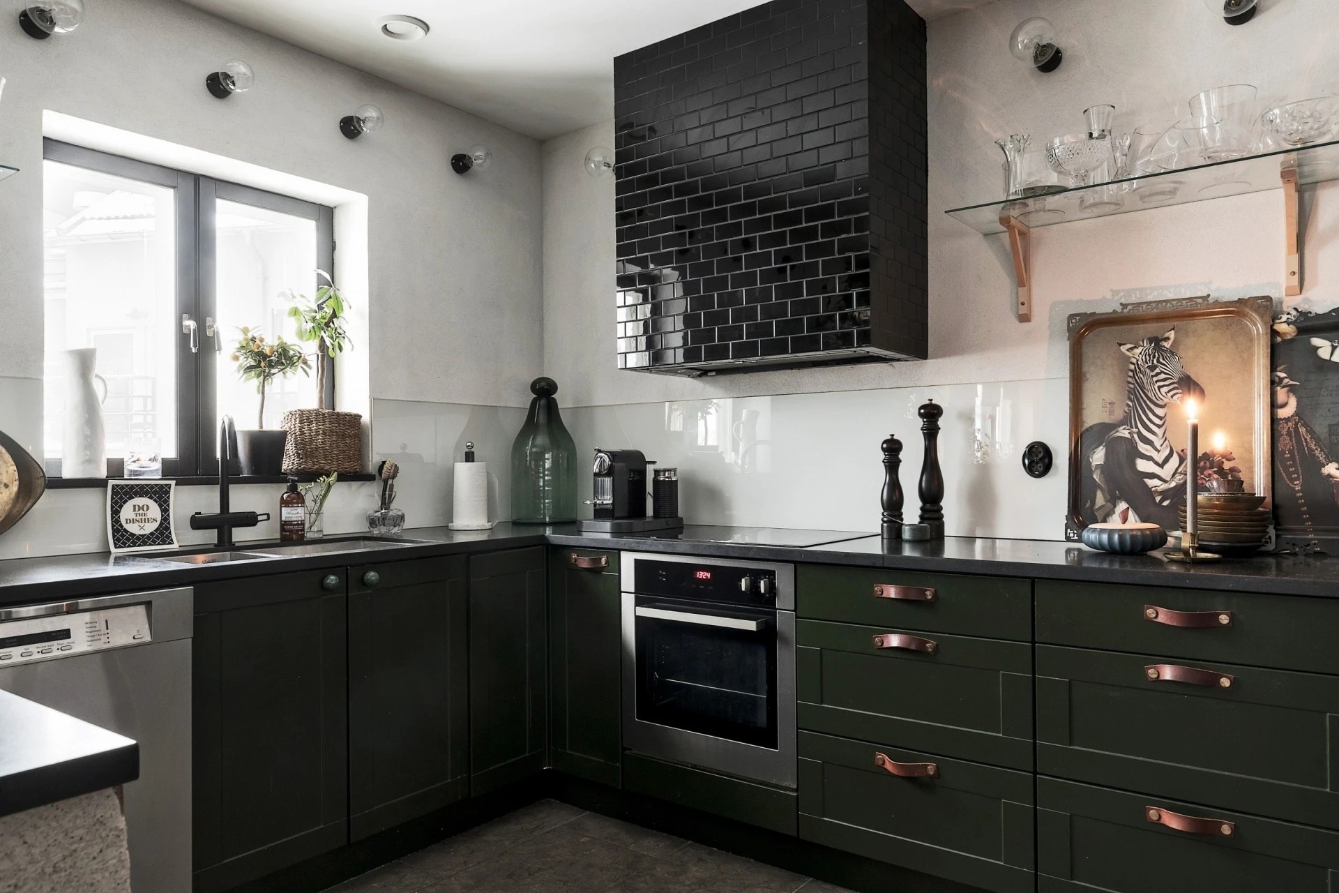 КВАРТИРА 112 КВ.М.