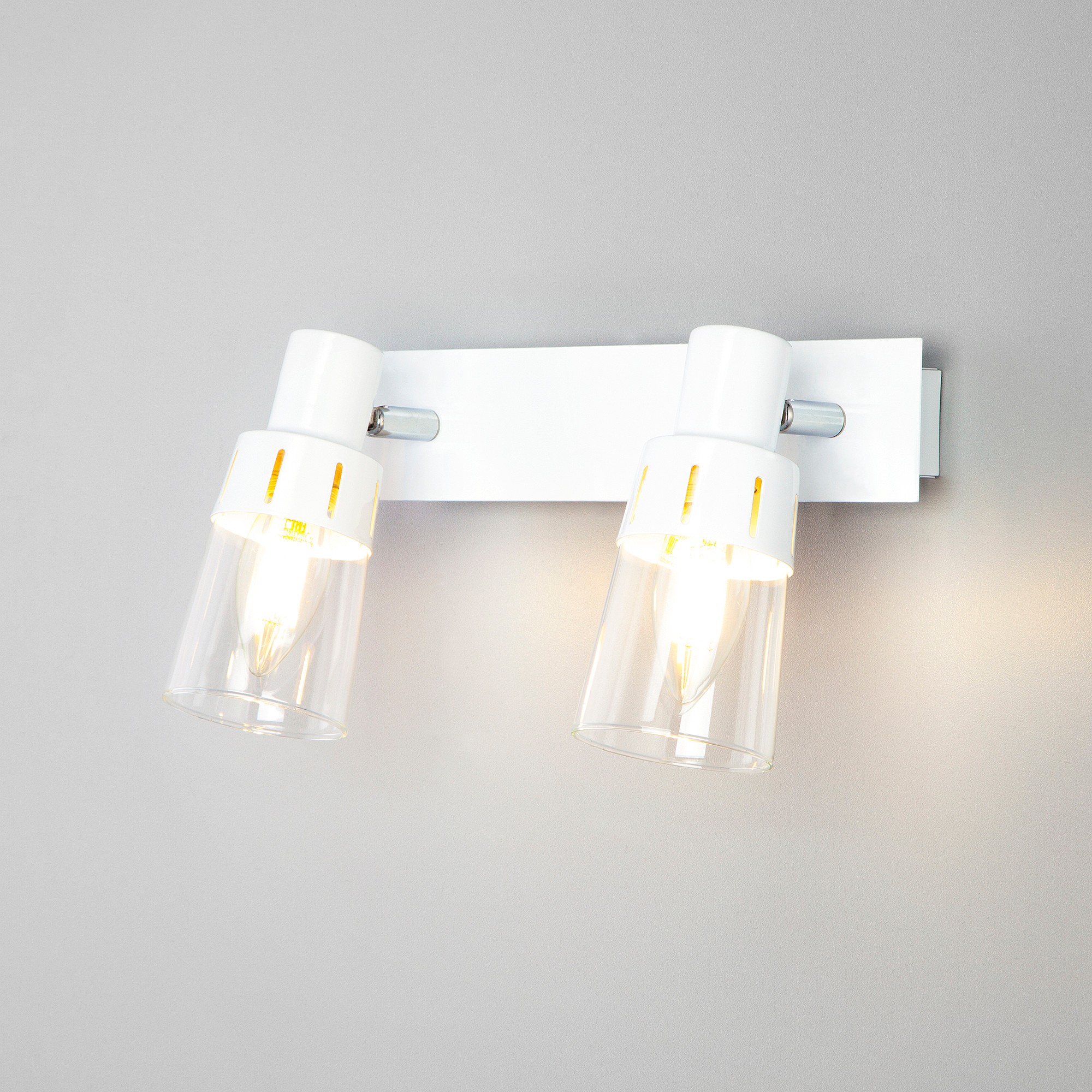 Светильник спот Eurosvet Potter 20081/2 белый