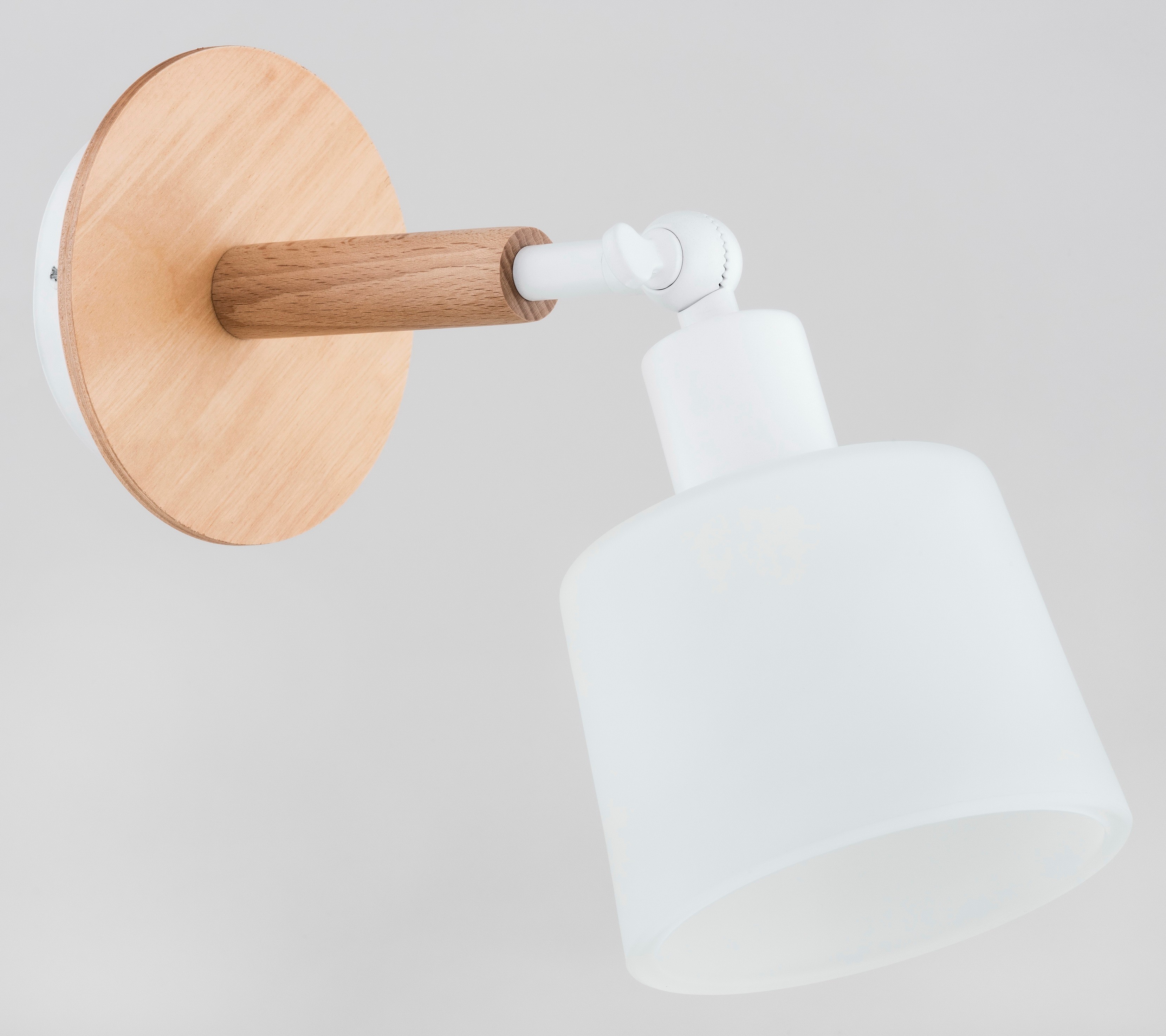 Настенное бра Alfa Bushwick 27000