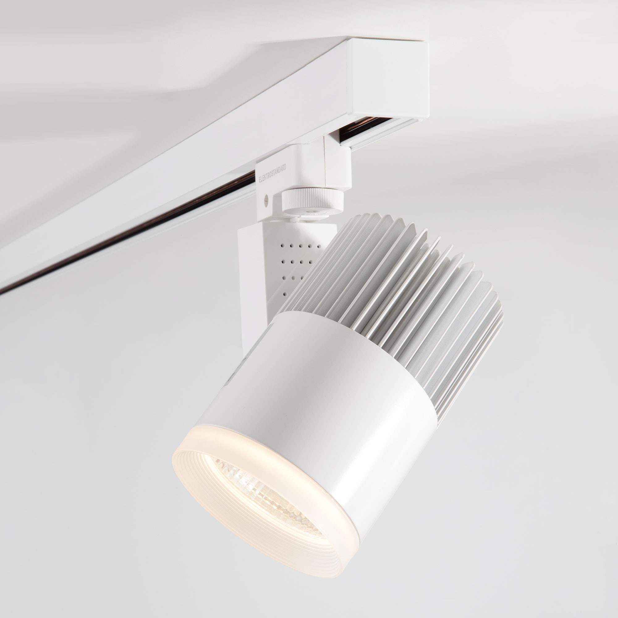 Трековый светильник Elektrostandard Accord Accord Белый 30W 4200K (LTB43) трехфазный