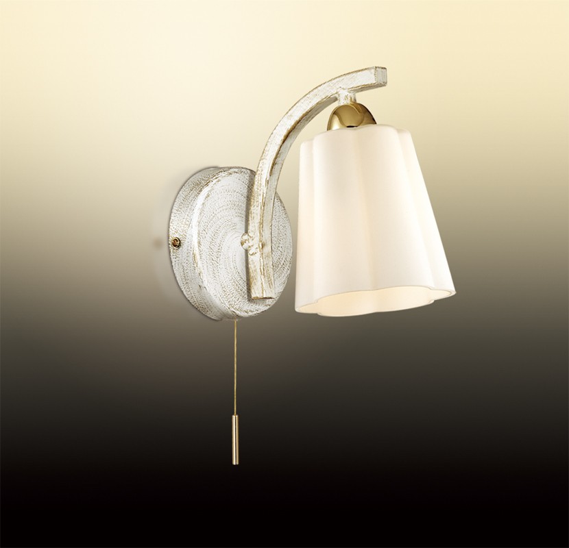 Настенное бра Odeon Light Pilla 2663/1W