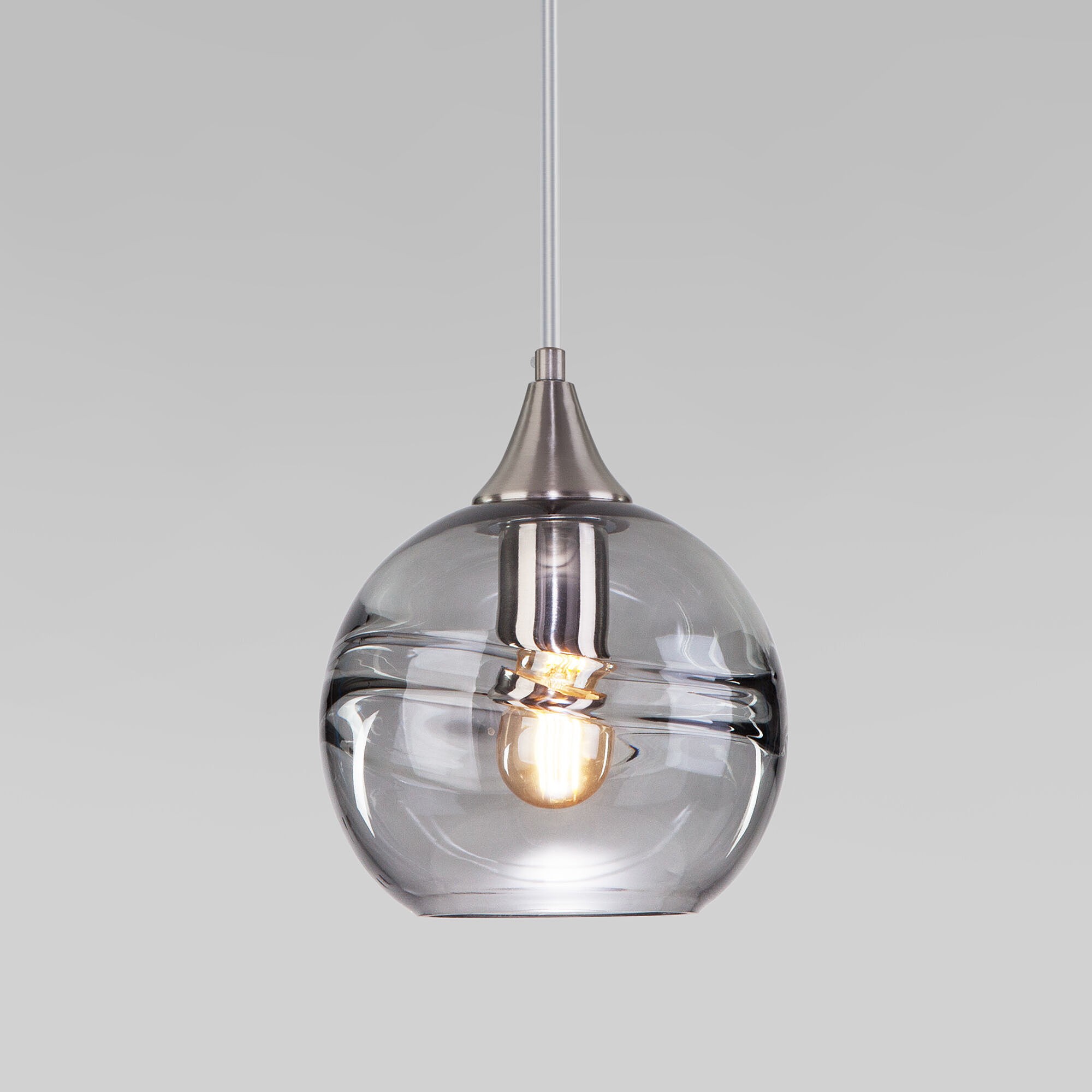 Светильник подвесной Eurosvet Lotus 50221/1 дымчатый