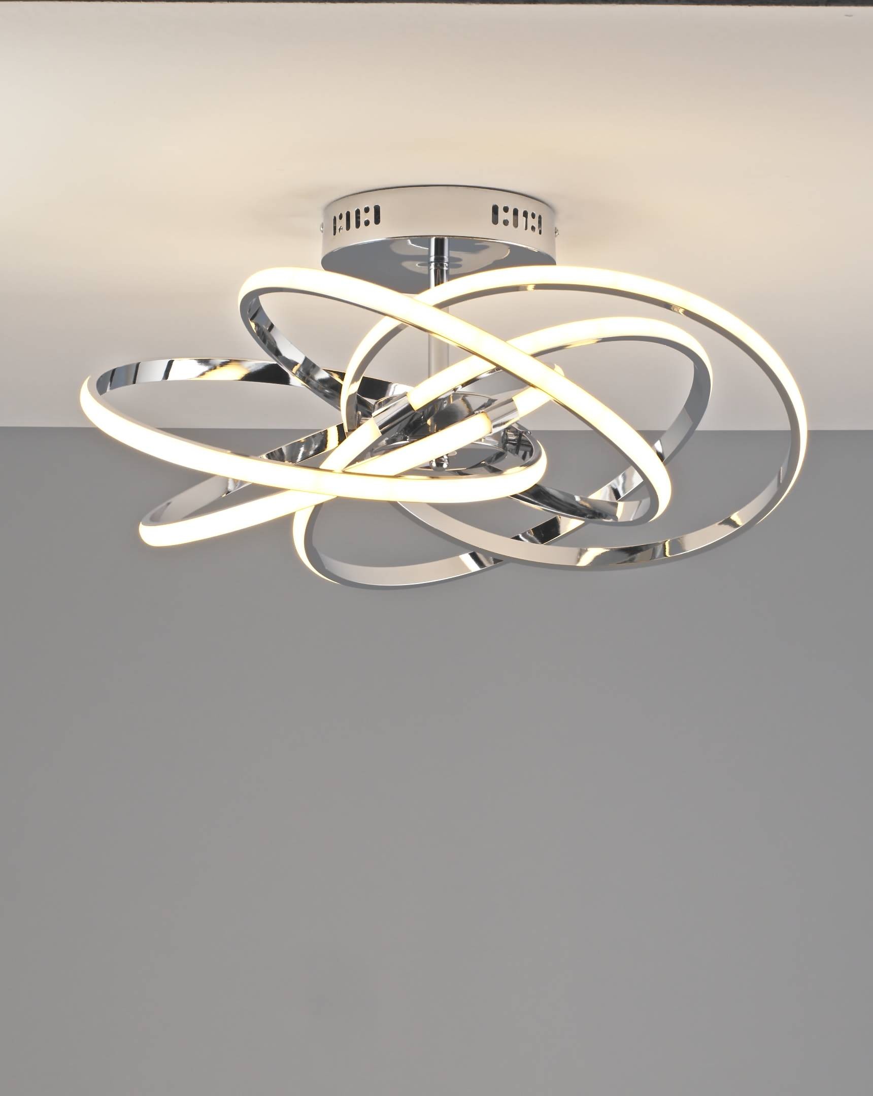 Потолочная люстра Moderli Arrow V2830-CL