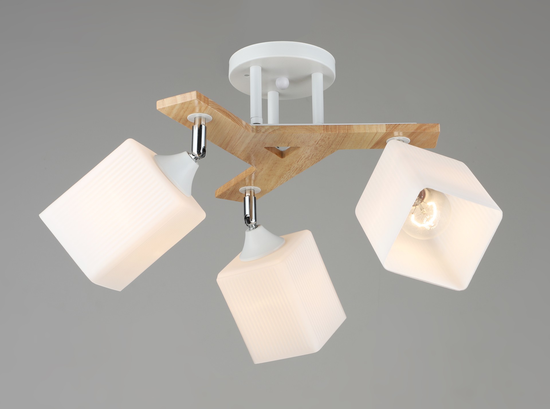 Потолочная люстра Мелодия Света Еврокаркасы 000060410