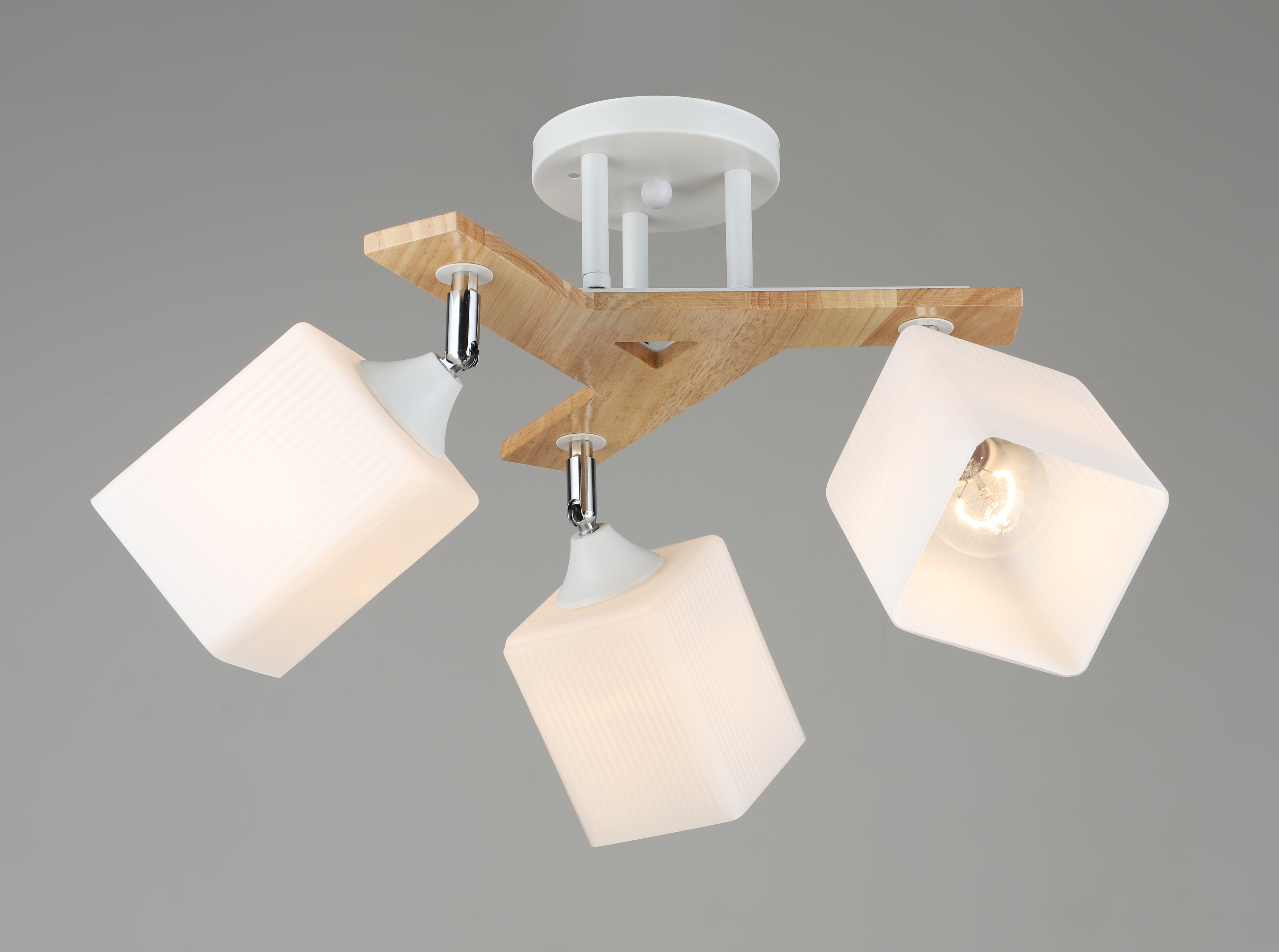 Потолочная люстра Мелодия Света Еврокаркасы 000060410