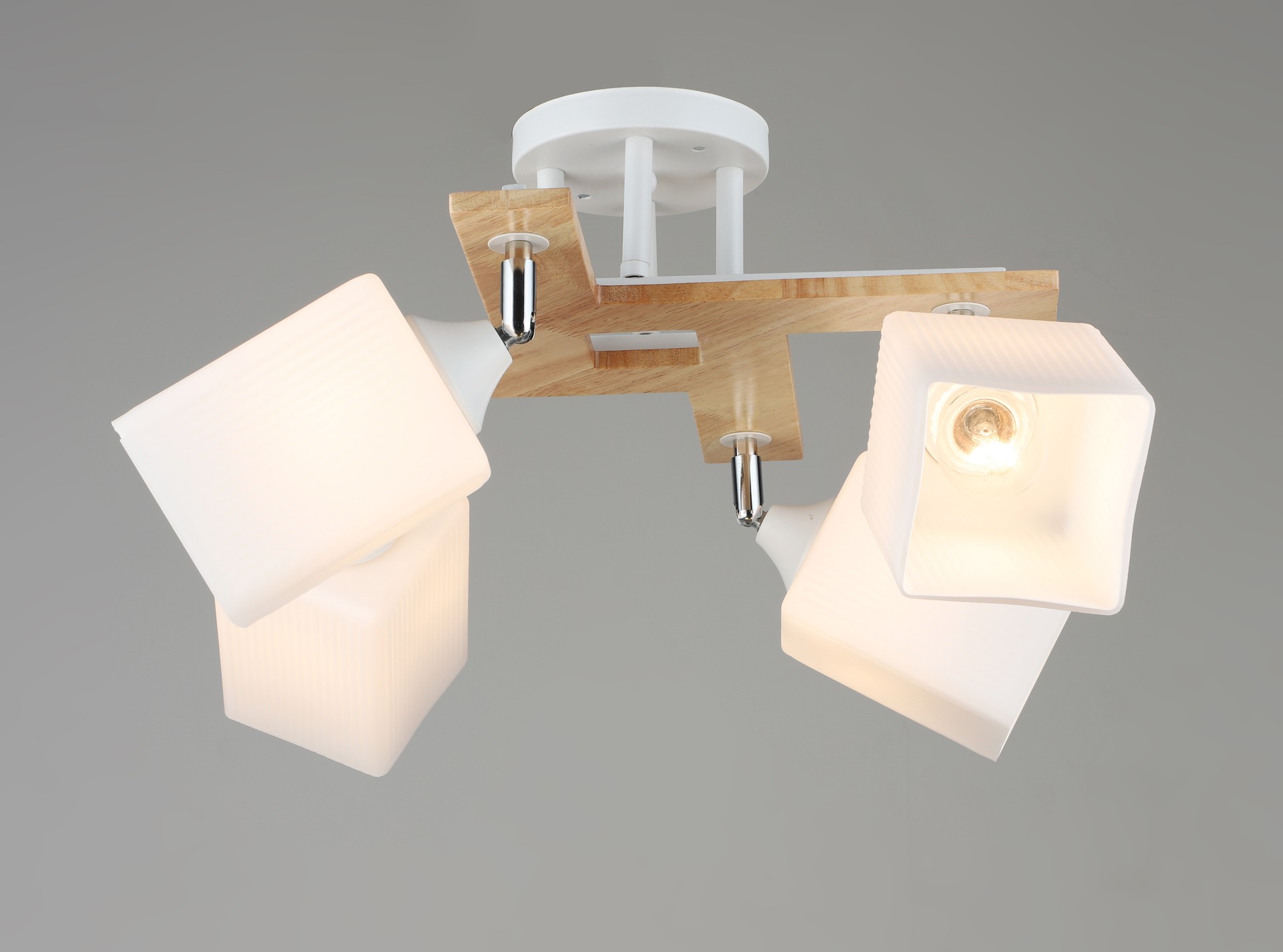 Потолочная люстра Мелодия Света Еврокаркасы 000060411