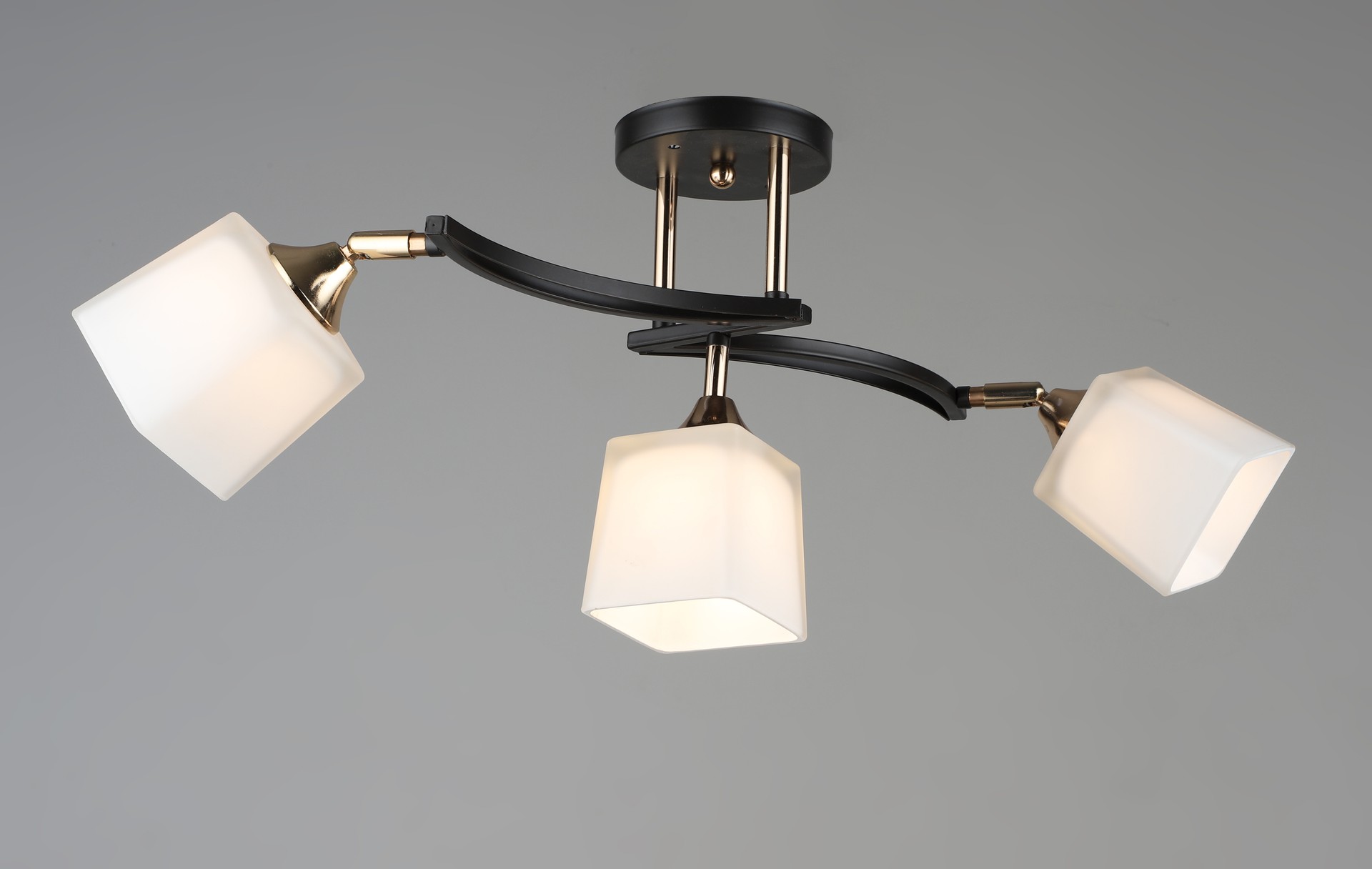 Потолочная люстра Мелодия Света Еврокаркассы 000060402