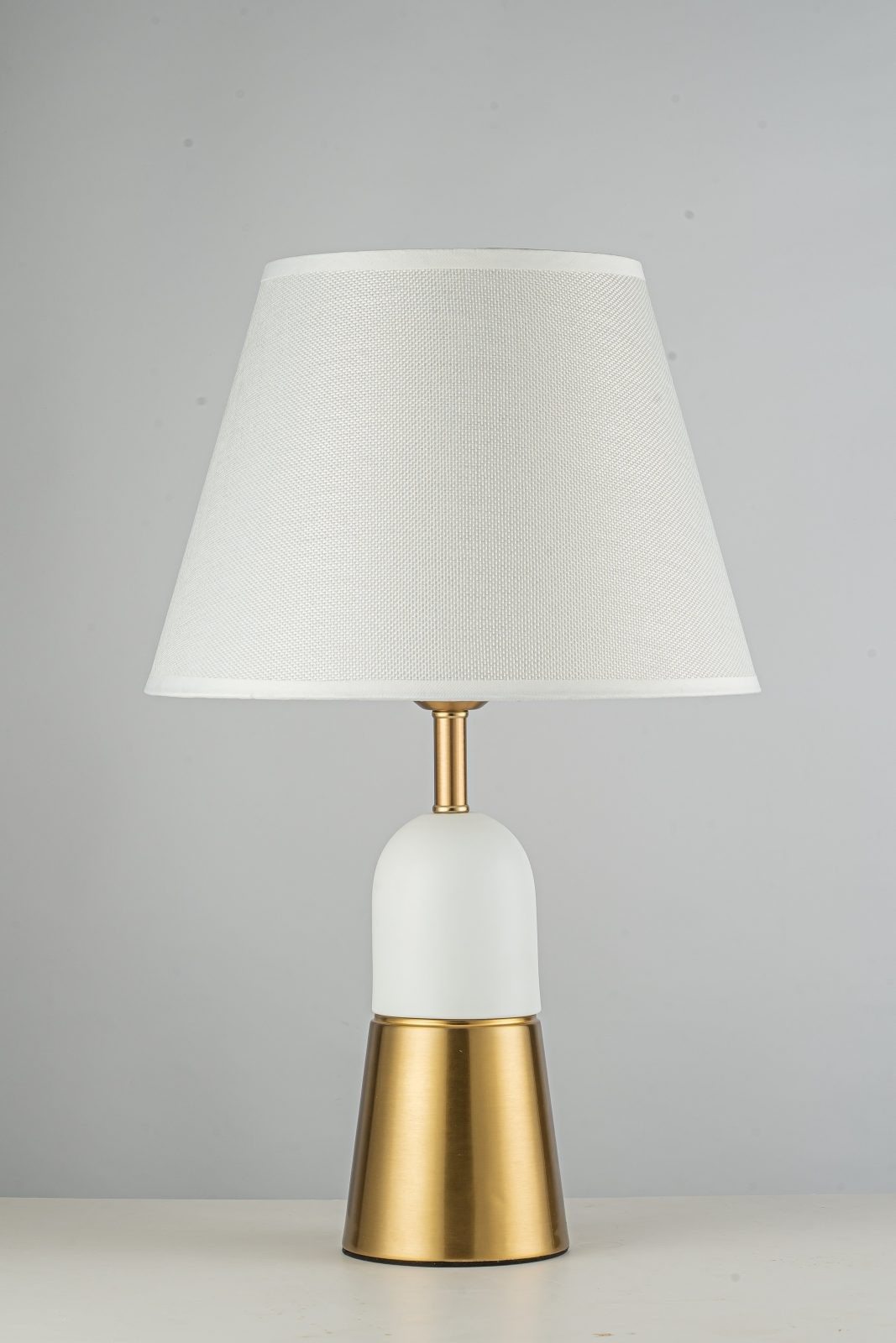 Настольная лампа Arti Lampadari Candelo Candelo E 4.1.T2 BW