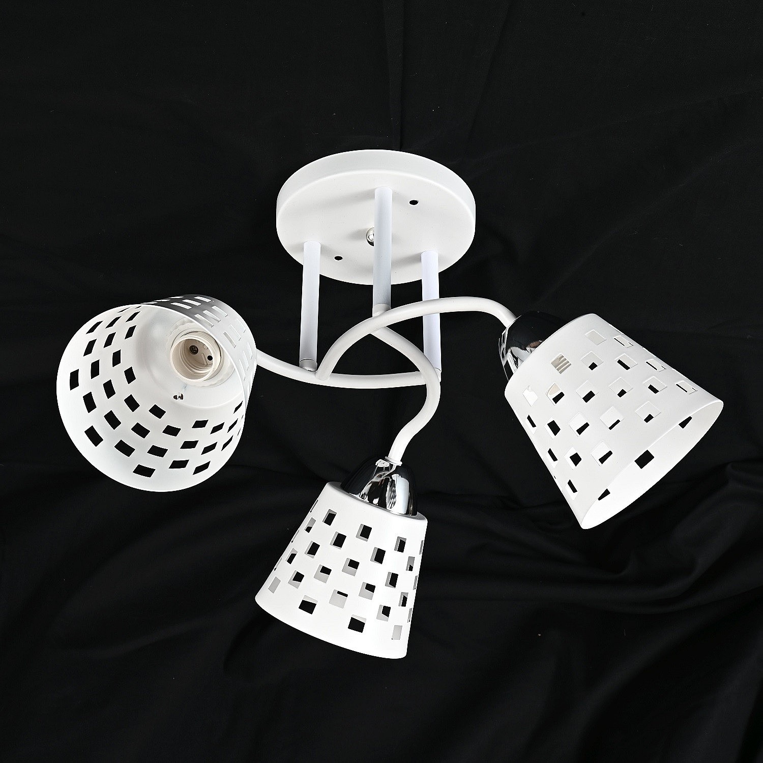 Потолочная люстра ЭкономСвет 10087 10087/3WT+CR WT