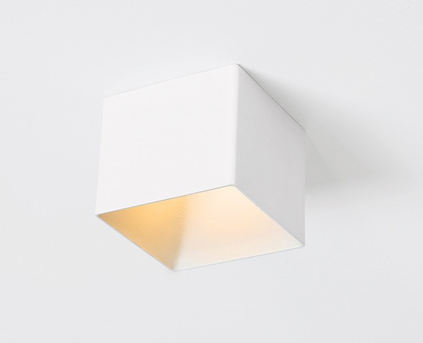 Встраиваемый светильник Italline dl 302 DL 3024 white