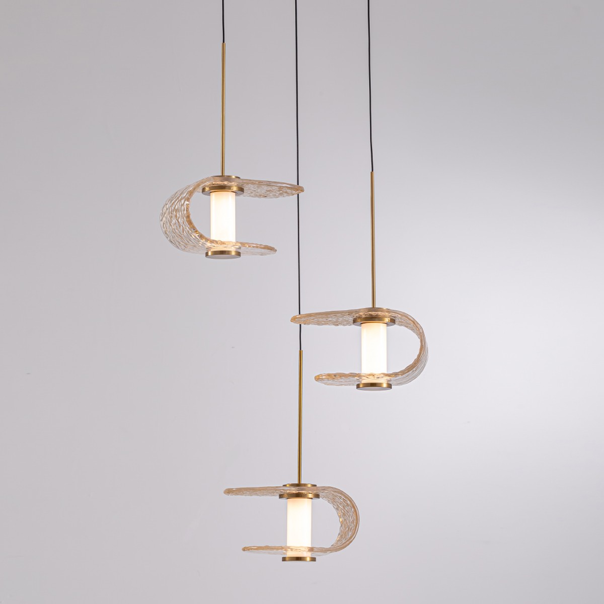 Светильник подвесной Delight Collection MD24020901 MD24020901-3A gold/cognac