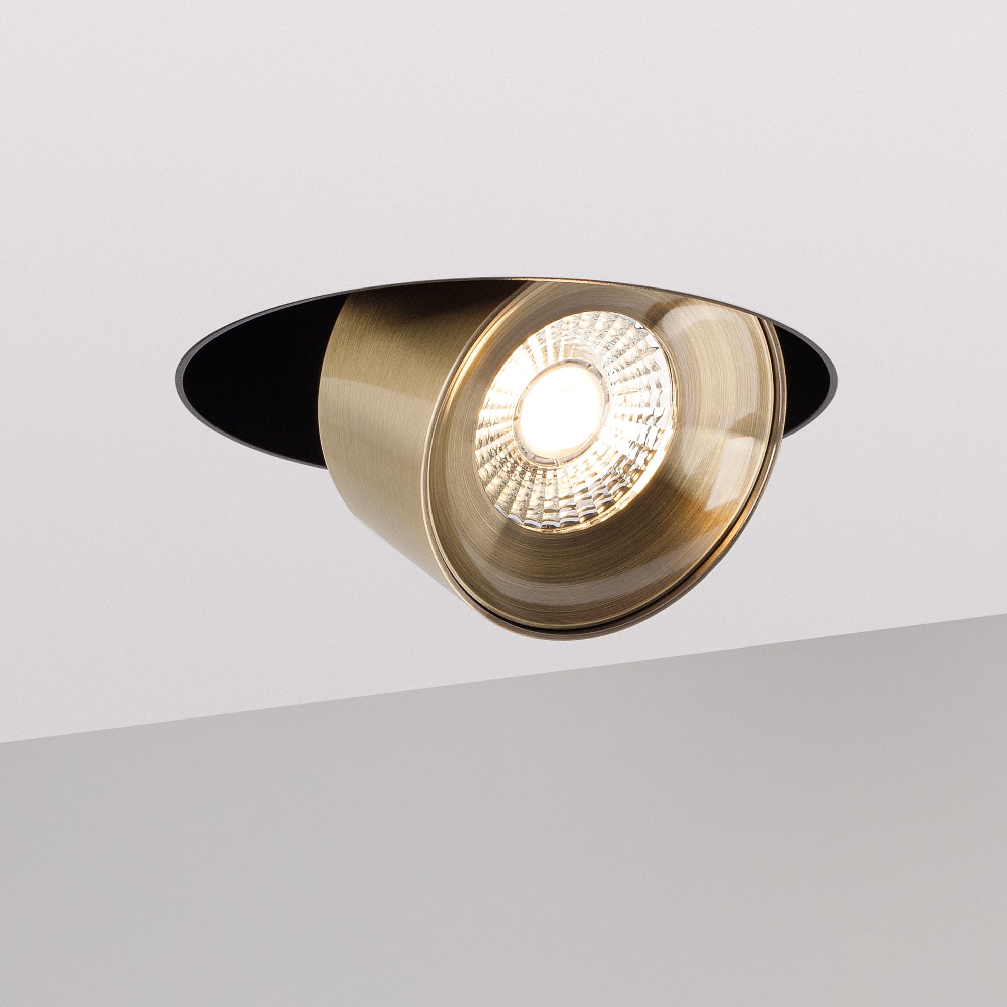 Встраиваемый светильник Arlight Plurio 038075