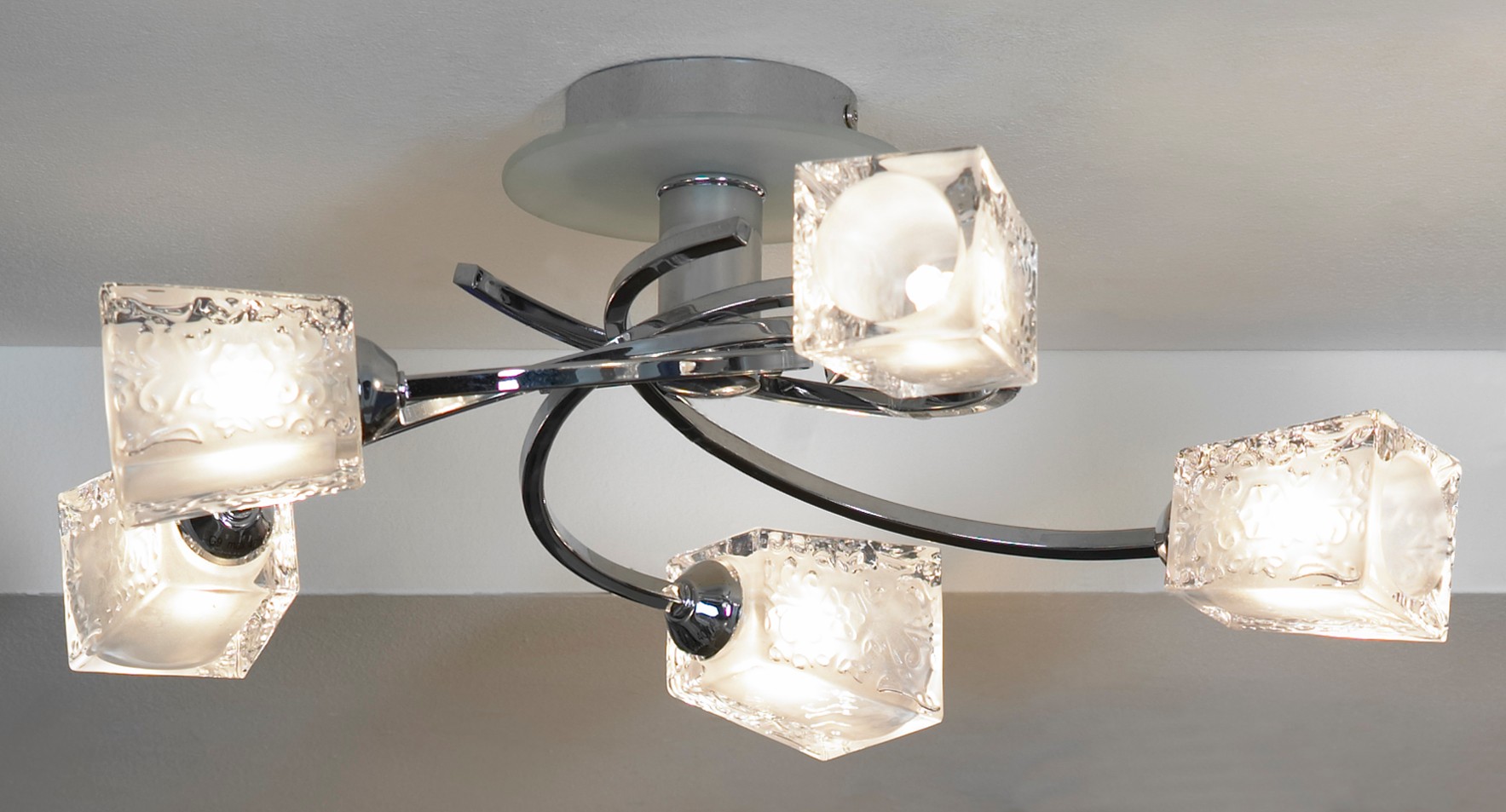 Потолочная люстра Lussole Saronno LSC-9007-05