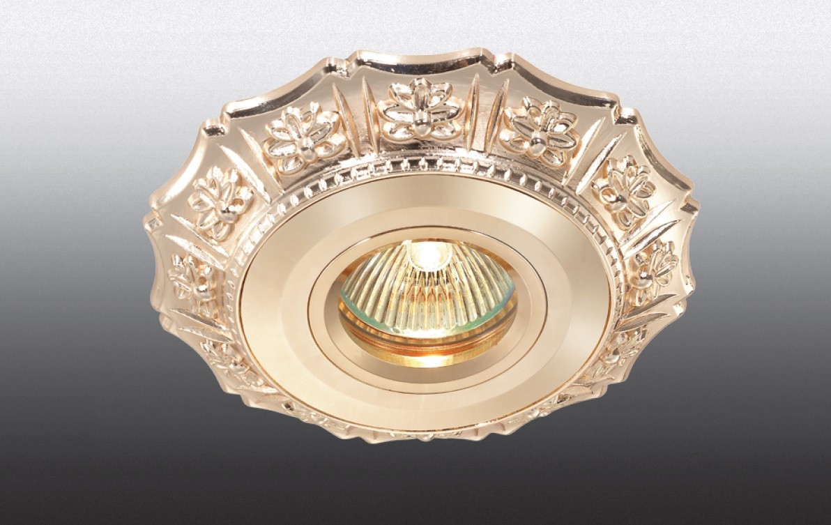 Встраиваемый светильник с узорами Vintage 369935 Novotech