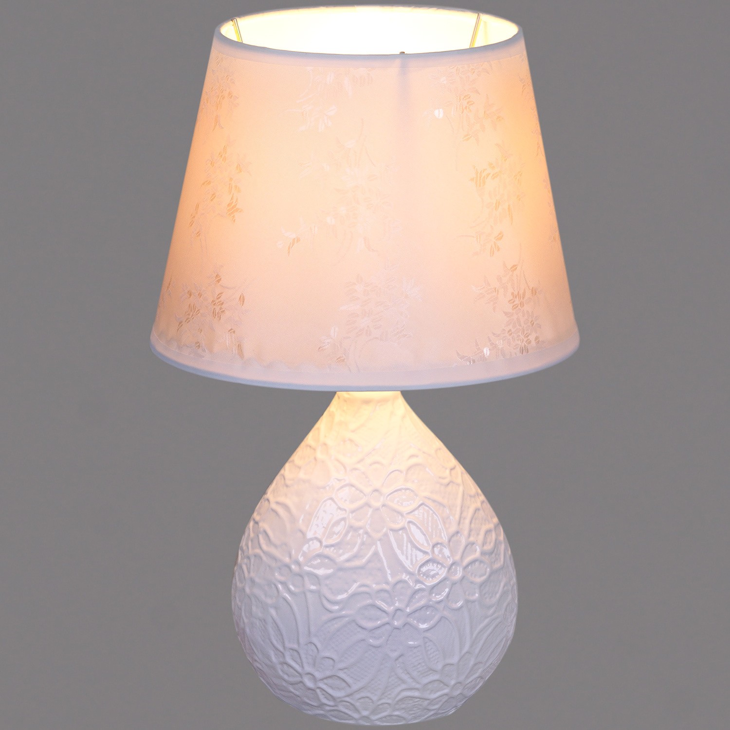 Настольная лампа с абажуром Reluce E14 12357-0.7-01