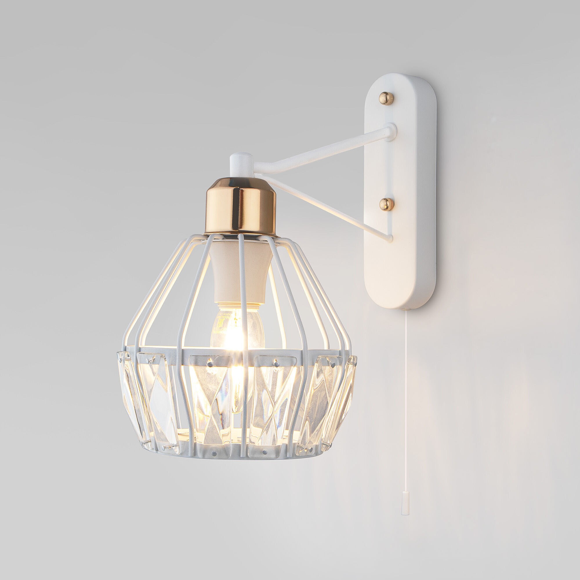 Настенное бра с выключателем Eurosvet Lord 70075/1 белый