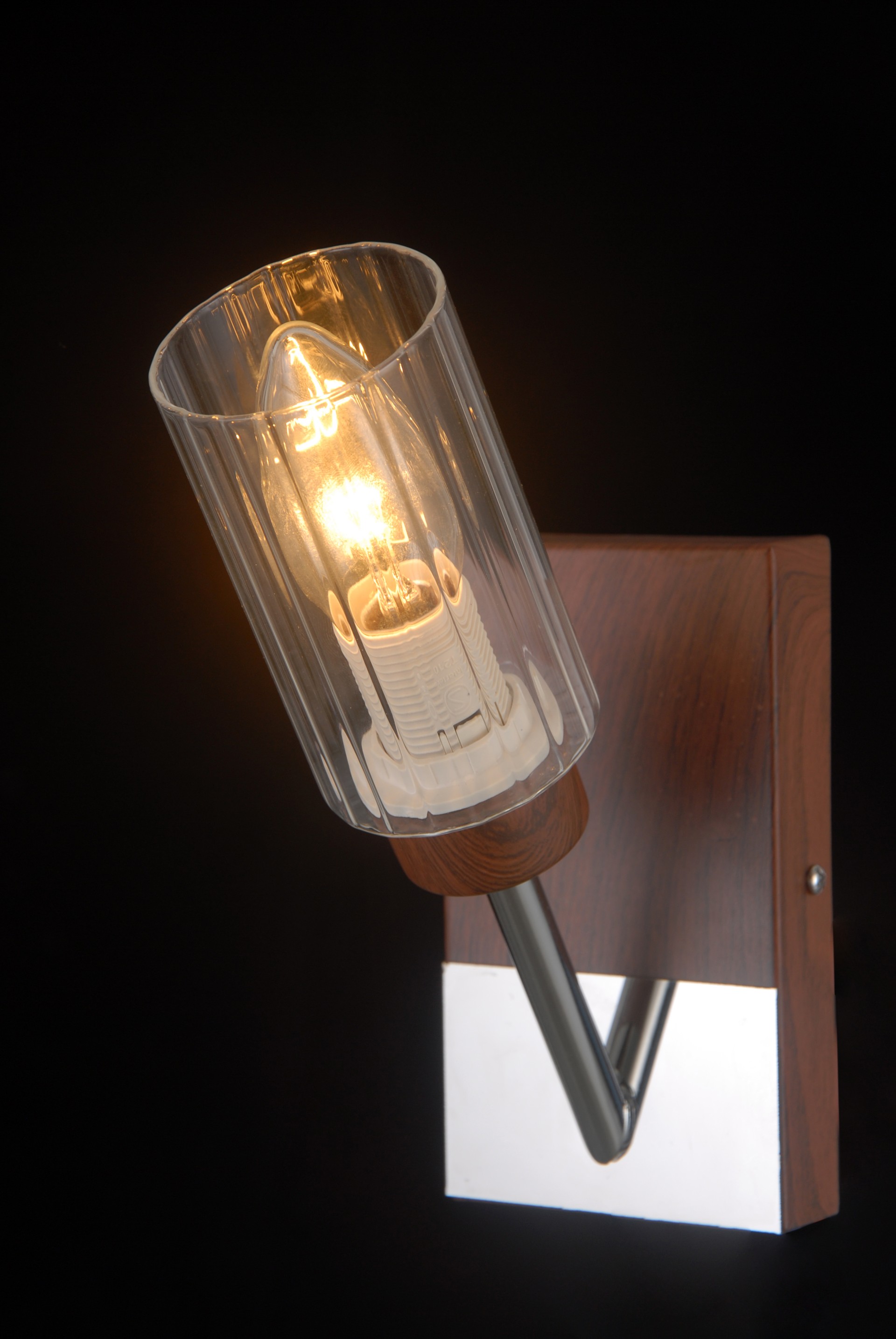 Настенное бра Natali Kovaltseva Helsinki HELSINKI WOOD 81043-1W WOOD,CHROME