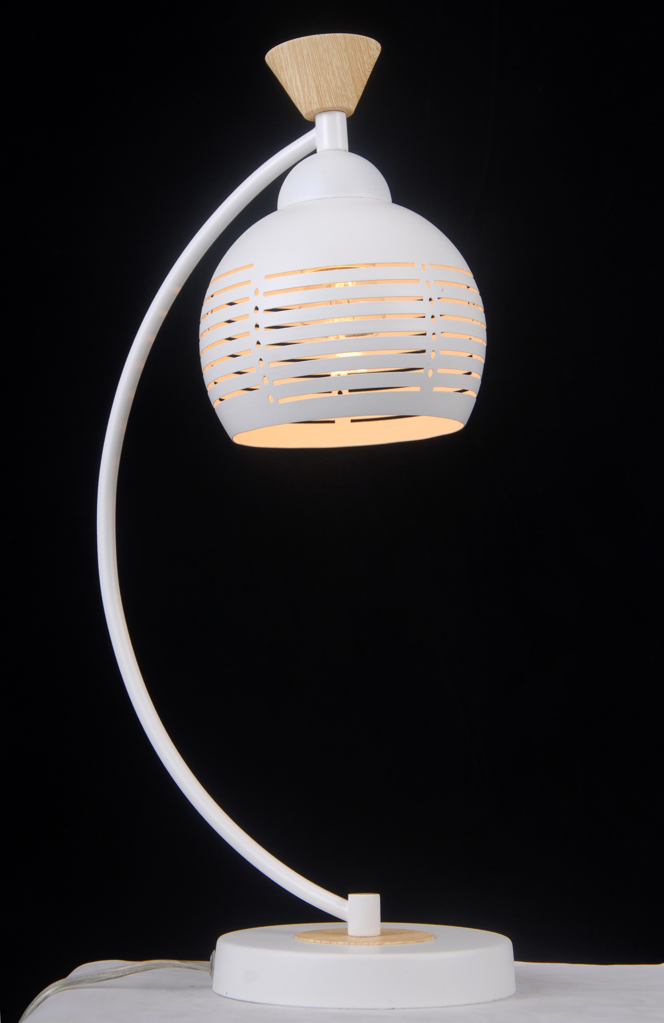 Настольная лампа Natali Kovaltseva Stuttgart STUTTGART 81052-1T MATT WHITE